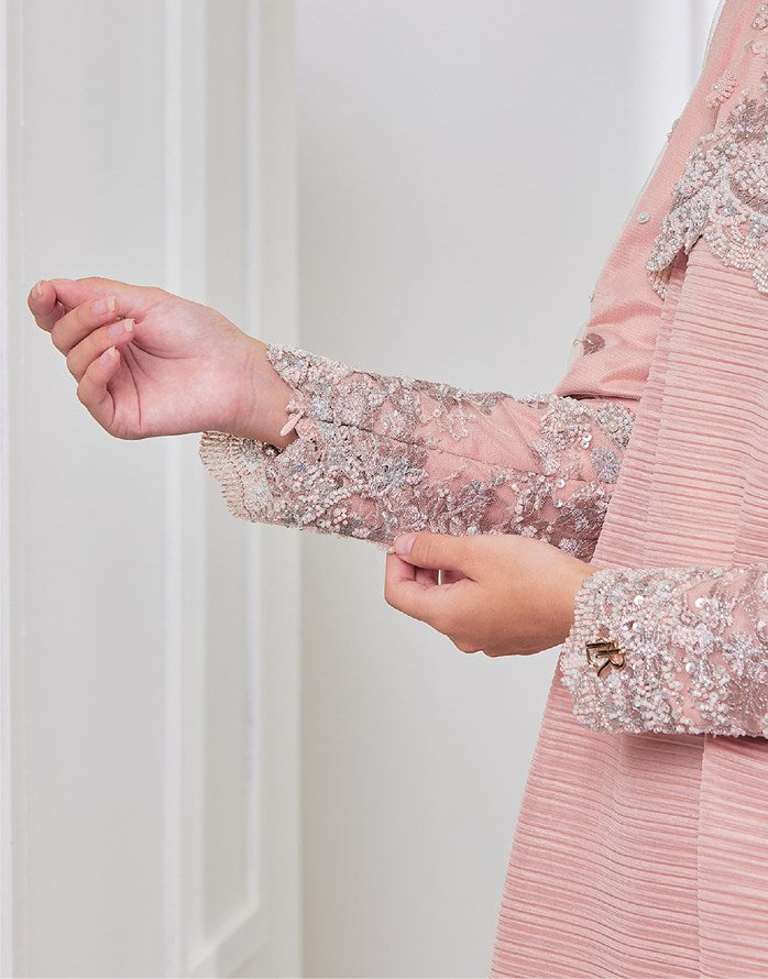 JASMEEN KAFRUNG - PINK