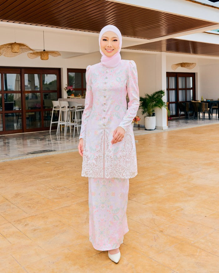 AIRINA KURUNG - ROMANCE PINK (Pre Order)