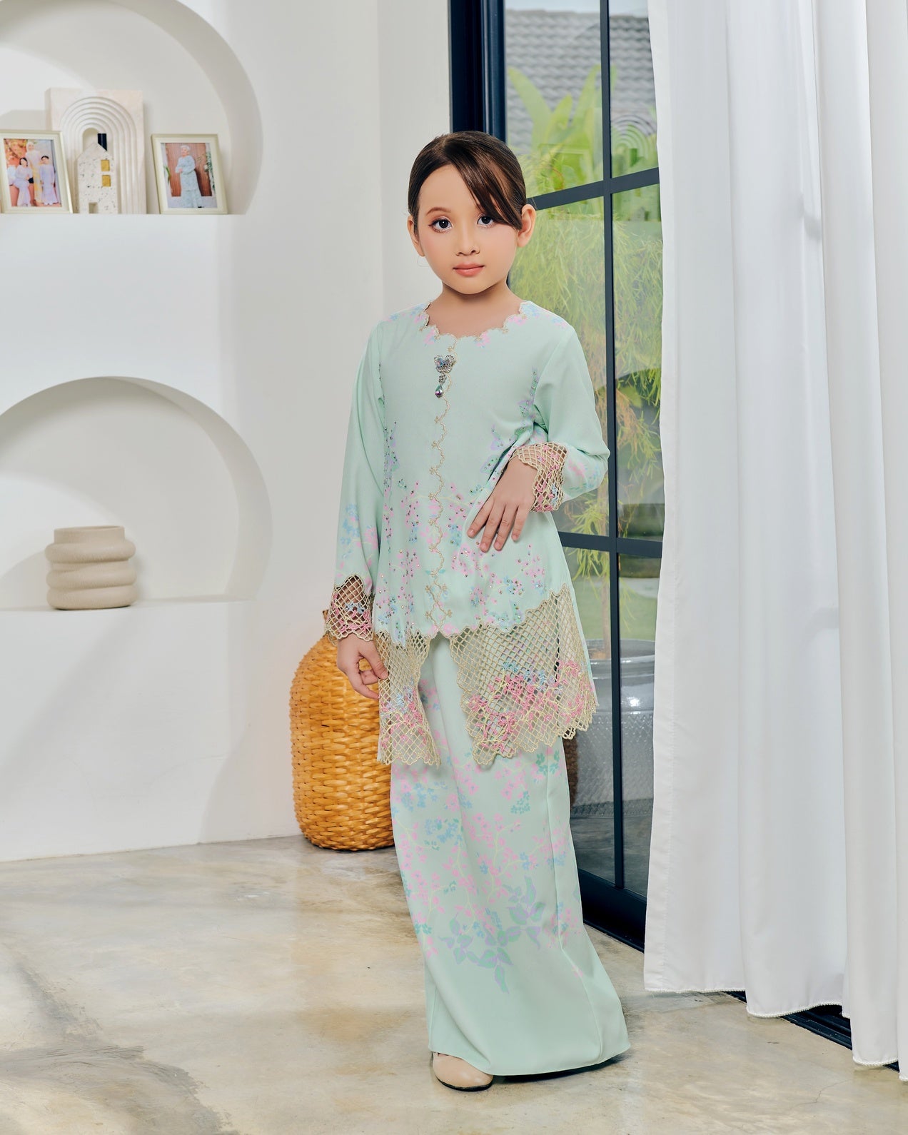 NATASHA KURUNG (KID) - MINT GREEN (Pre Order)