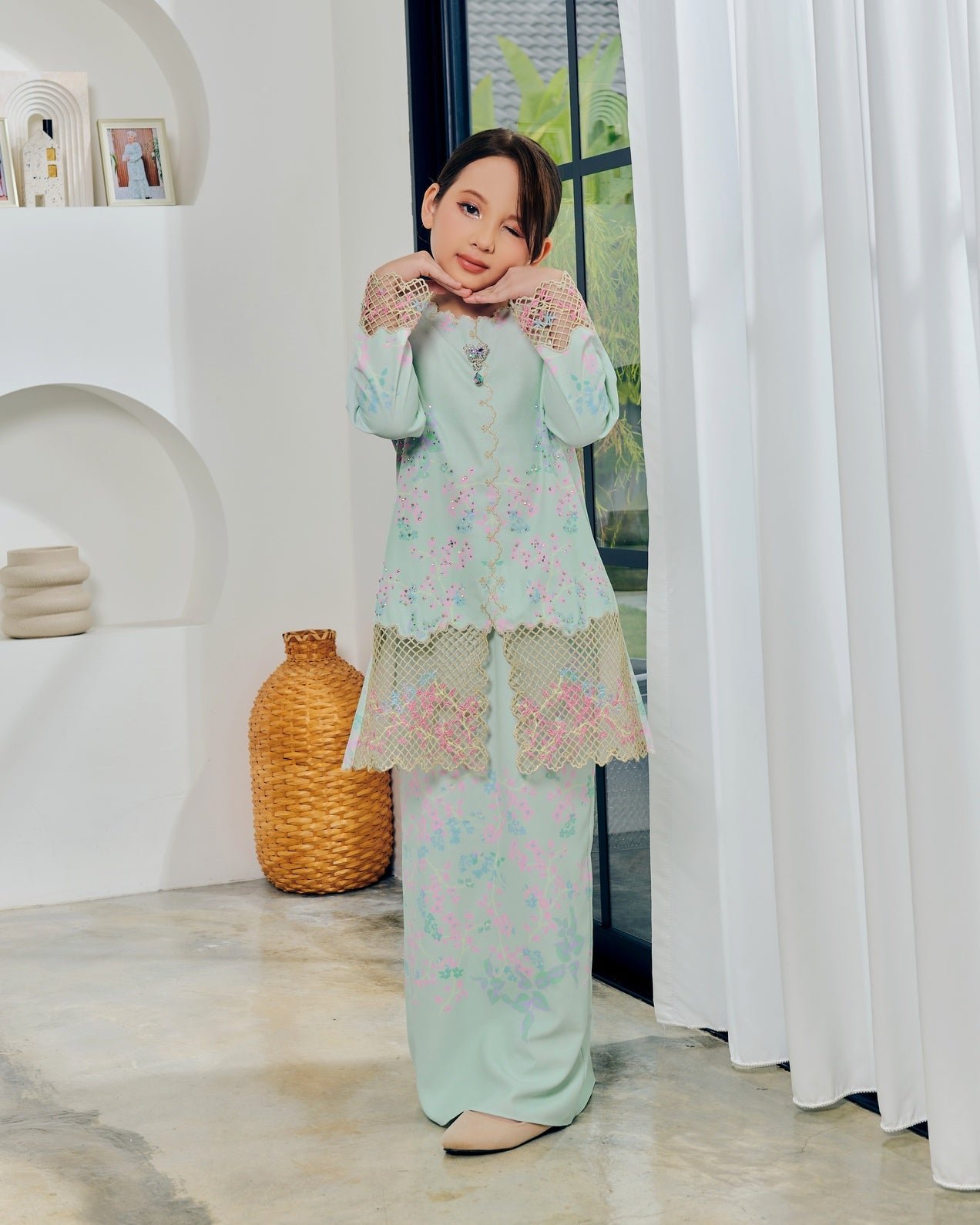 NATASHA KURUNG (KID) - MINT GREEN (Pre Order)