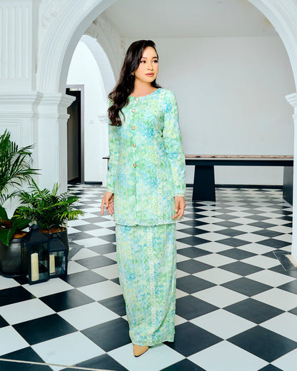 YUNA KURUNG - APPLE GREEN (Pre Order)