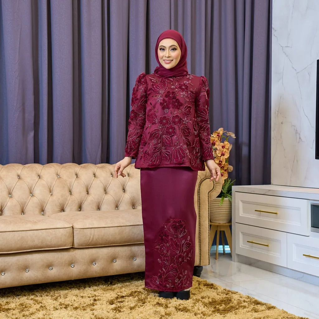 ISABELLE DOLL KURUNG - BURGUNDY