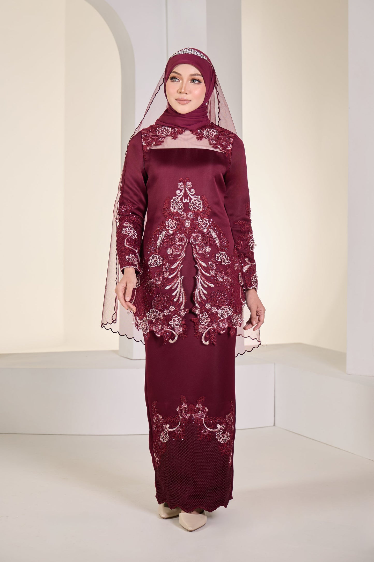 HELYNA KURUNG - BURGUNDY