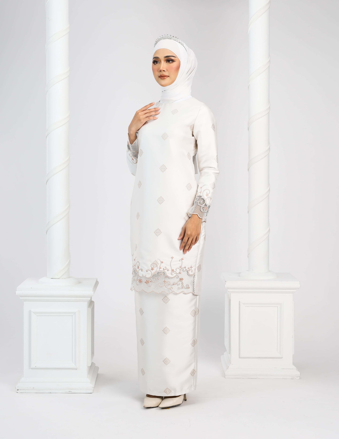 DAYANG KURUNG - OFF WHITE (Pre Order)