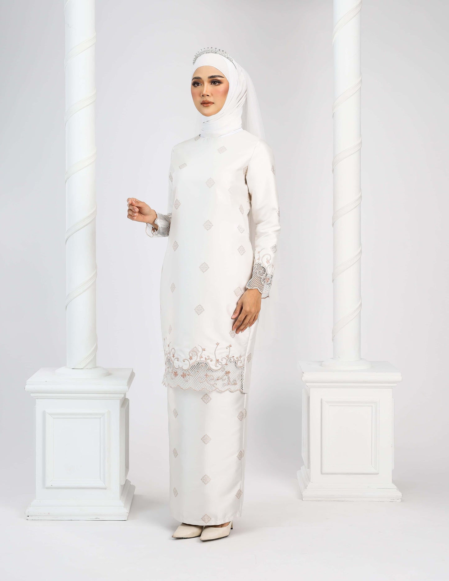 DAYANG KURUNG - OFF WHITE (Pre Order)