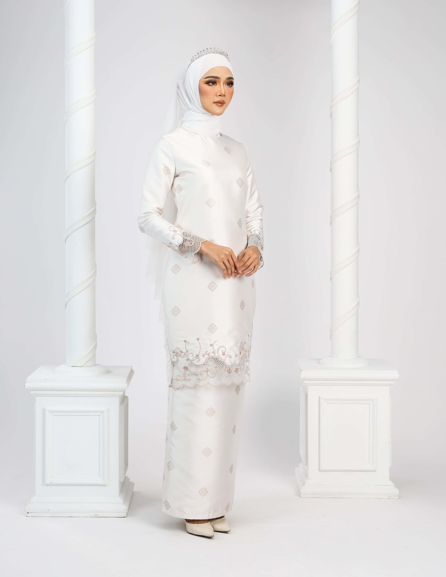 DAYANG KURUNG - OFF WHITE (Pre Order)