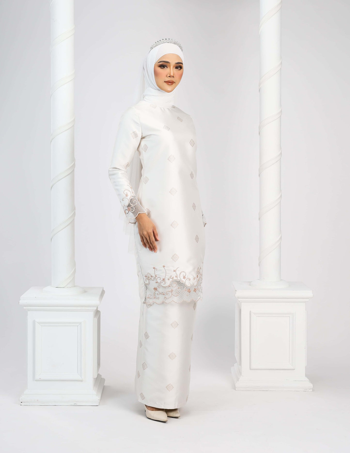 DAYANG KURUNG - OFF WHITE (Pre Order)