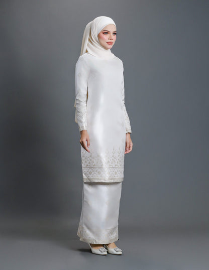 JUWITA KURUNG - OFF WHITE (Pre Order)