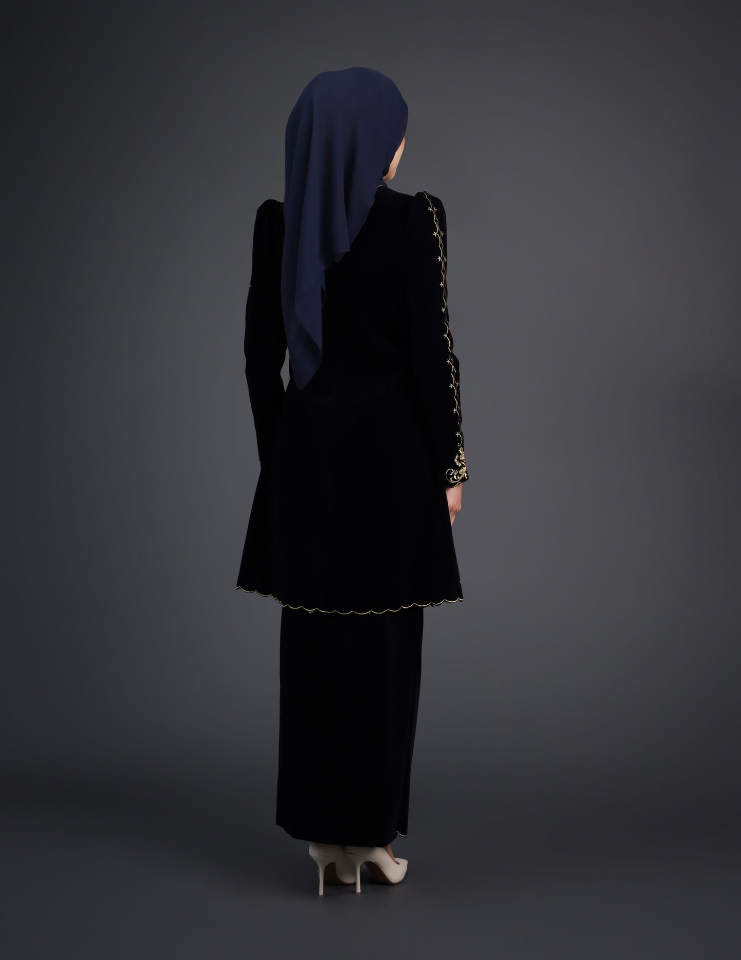 NAIFAH KEBAYA - NAVY BLUE (Pre Order)