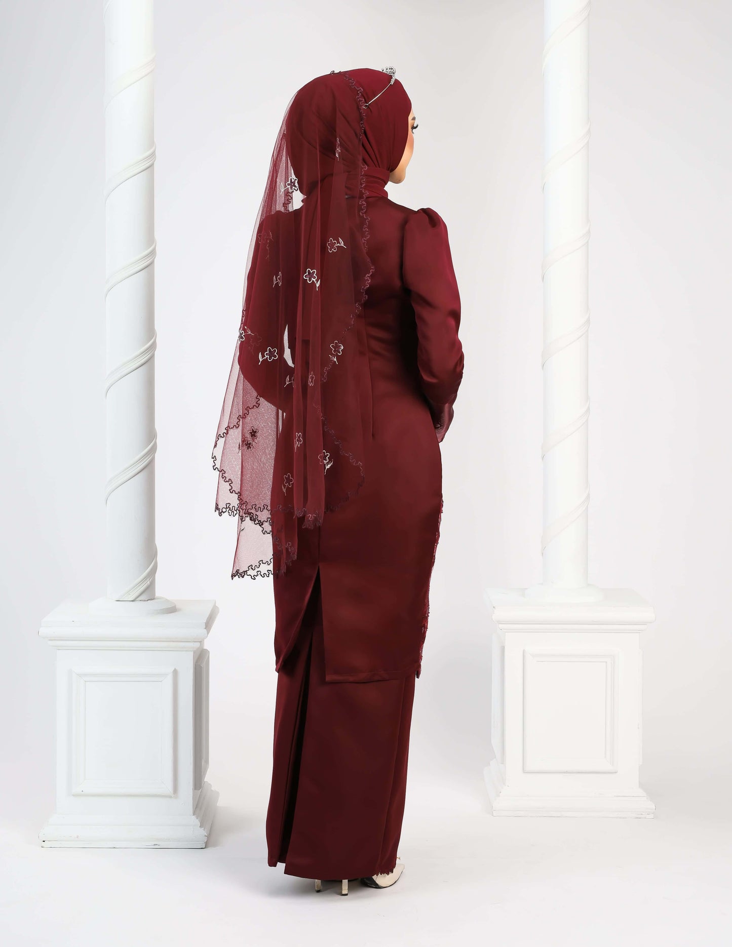 RATNA KURUNG - BURGUNDY